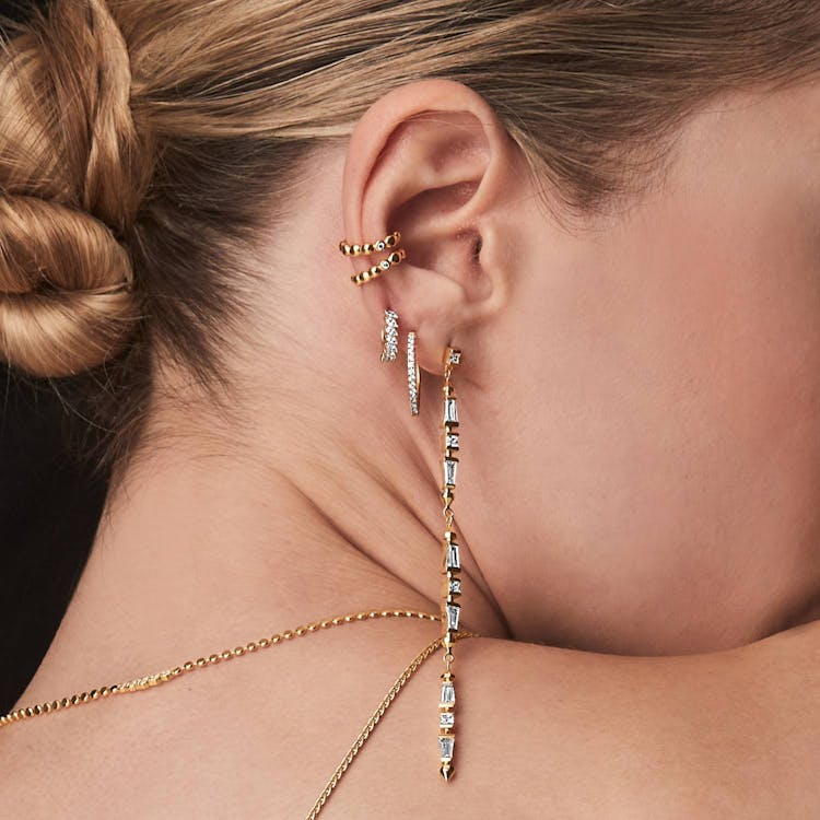 Venus-long-drop-earrings-campaign-14